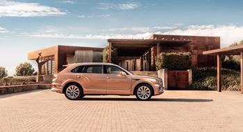 Colour , Rose Gold Image type , Static Angle , Side/Profile Lifestyle Corporate , Company Corporate Current Models , New Bentayga , Bentayga EWB 
