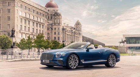 ST TROPEZ DEBUT FOR THE NEW CONTINENTAL GT MULLINER CONVERTIBLE