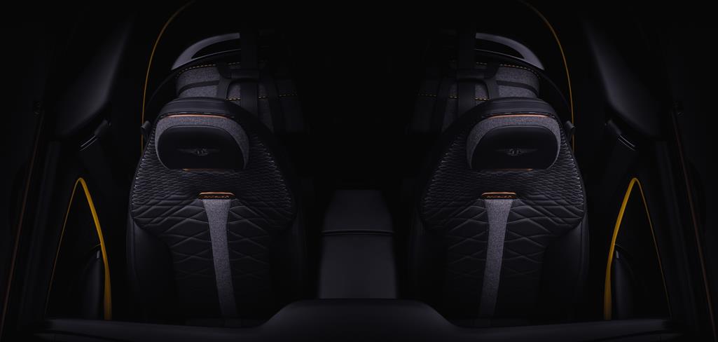 THE BENTLEY MULLINER BACALAR - A RARE AND BESPOKE TWO-SEAT BENTLEY