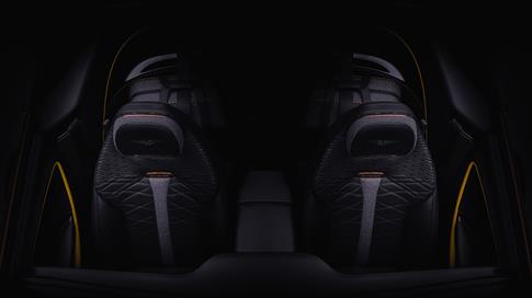 THE BENTLEY MULLINER BACALAR - A RARE AND BESPOKE TWO-SEAT BENTLEY
