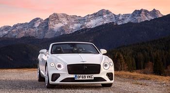 Continental , MY 2019 , Continental GT Convertible Colour , White Image type , Static Angle , Front Current Models , Continental GT Convertible , Continental GT Convertible 