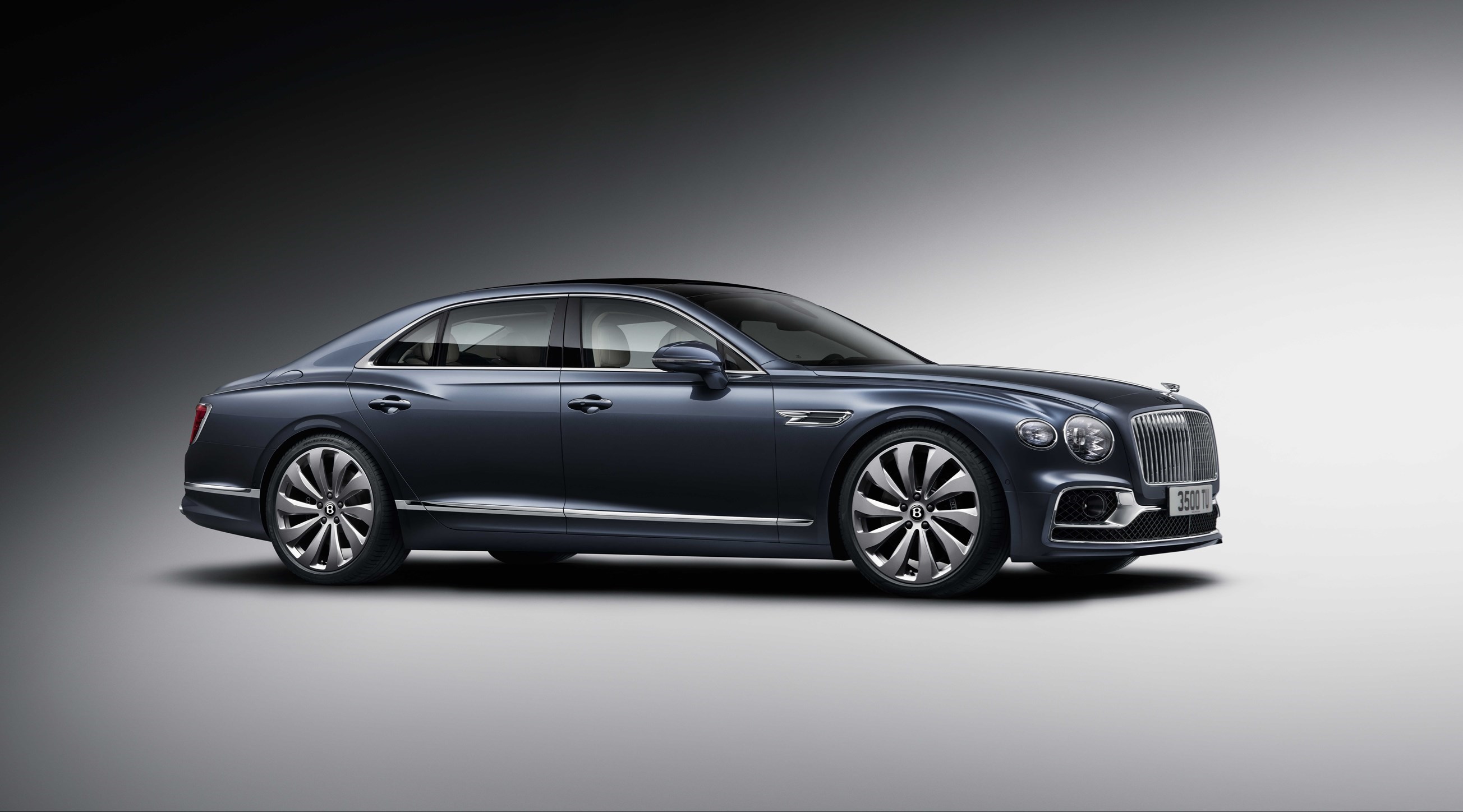 ALL-NEW BENTLEY FLYING SPUR - SPORTS SEDAN MEETS LUXURY LIMOUSINE