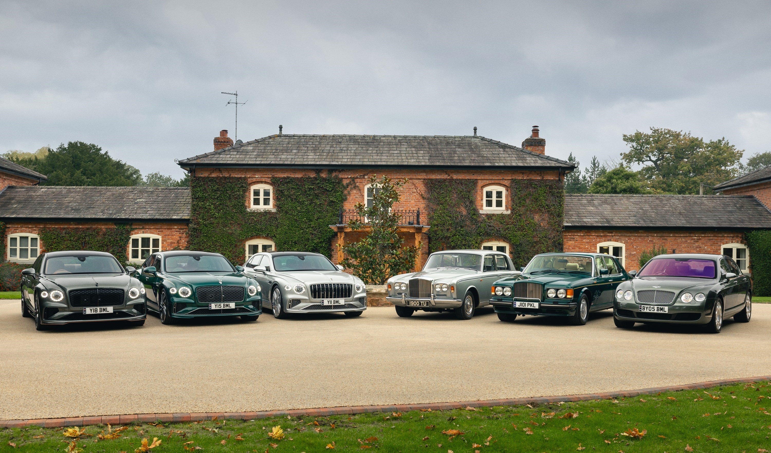 Triple anniversary:&nbsp;Bentley celebrates three seminal sedans