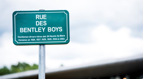 CITY OF LE MANS RENAMES STREET ‘RUE DES BENTLEY BOYS’ AS BENTLEY CENTENARY CELEBRATIONS CONTINUE AT 24 HOURS OF LE MANS