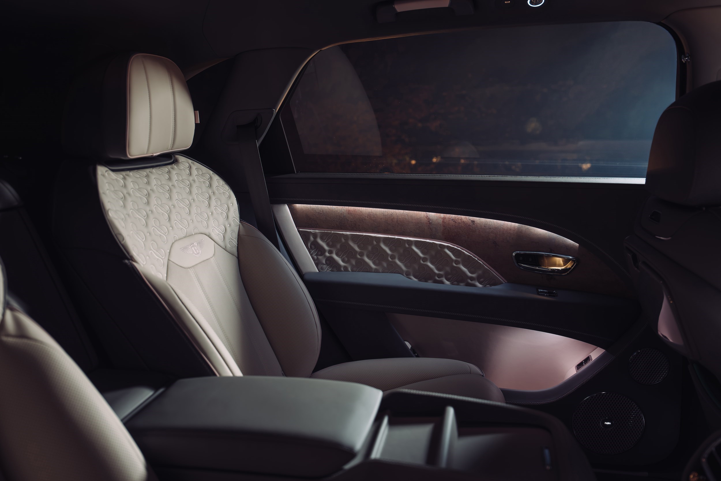 Angle , Intérieur General , Bentley Mulliner Current Models , Bentayga , Bentayga 