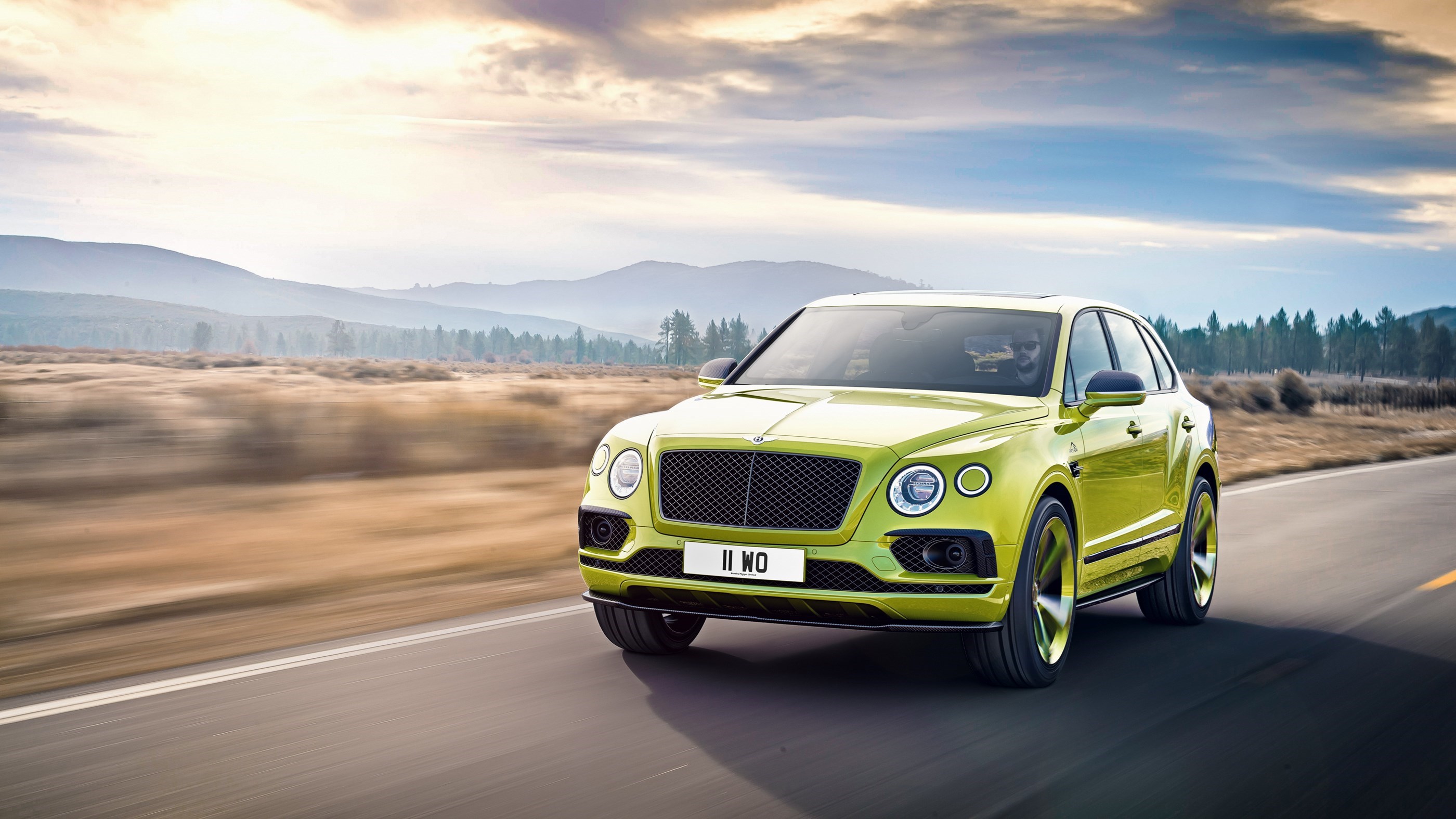 BENTAYGA BREAKS SUV RECORD AT PIKES PEAK