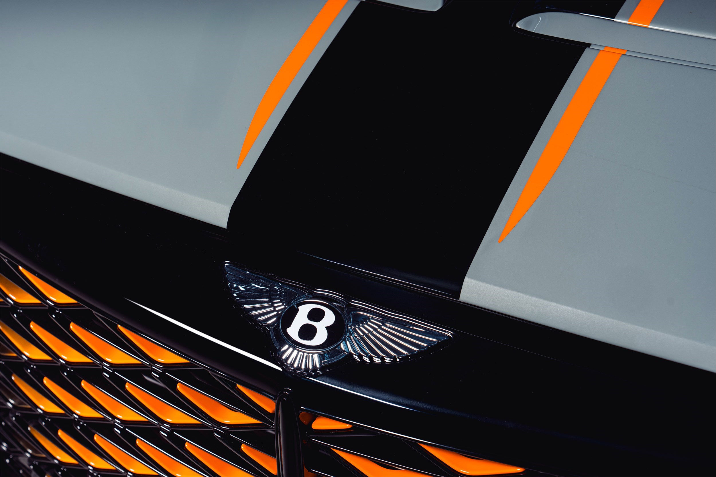 Colour , Orange Colour , Blue Image type , Detail Angle , Front General , Bentley Mulliner Current Models , Batur Convertible , Batur Convertible 