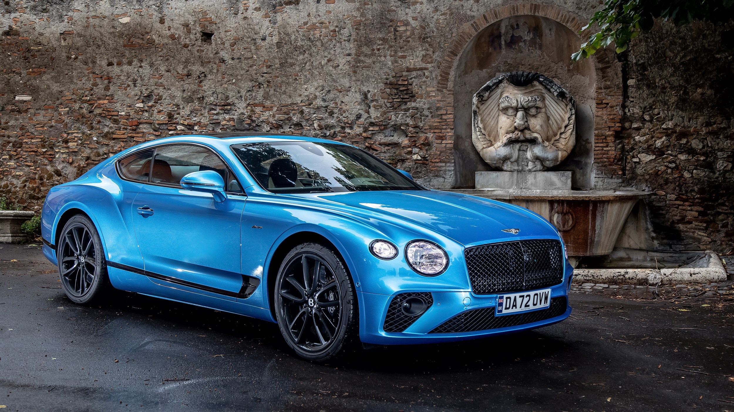 Image type , Static Angle , Front 3/4 Current Models , Continental GT , Continental GT Azure 
