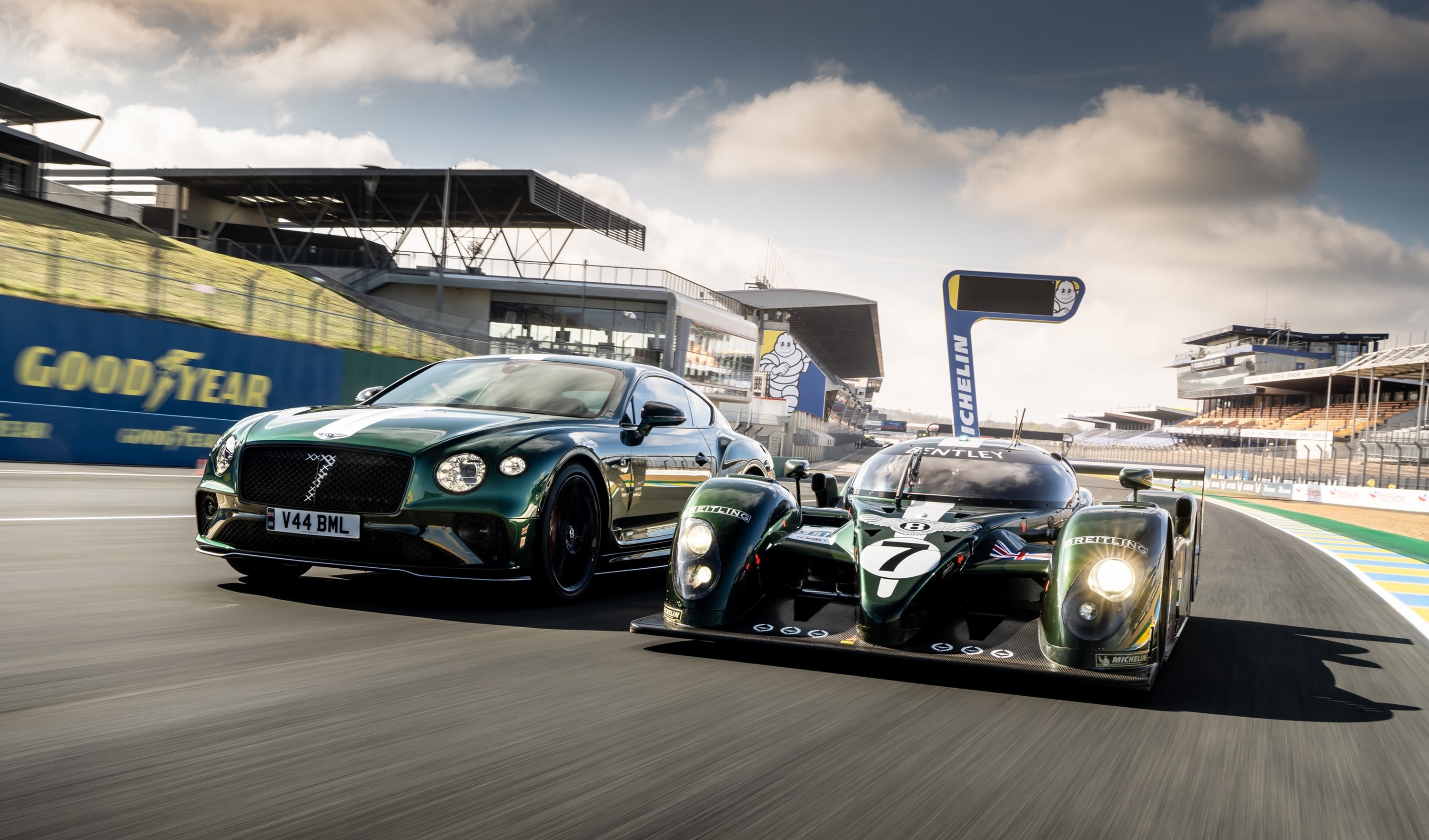 SIX TEMPS FORTS DE L’HISTOIRE DE BENTLEY AU MANS CLASSIC, ET UNE PREMIÈRE EUROPÉENNE