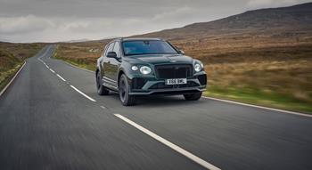 Colour , Green Image type , Action Angle , Front 3/4 Current Models , Bentayga , Bentayga S Bentayga Model Page Tag , Bentayga S Model Page Tag 