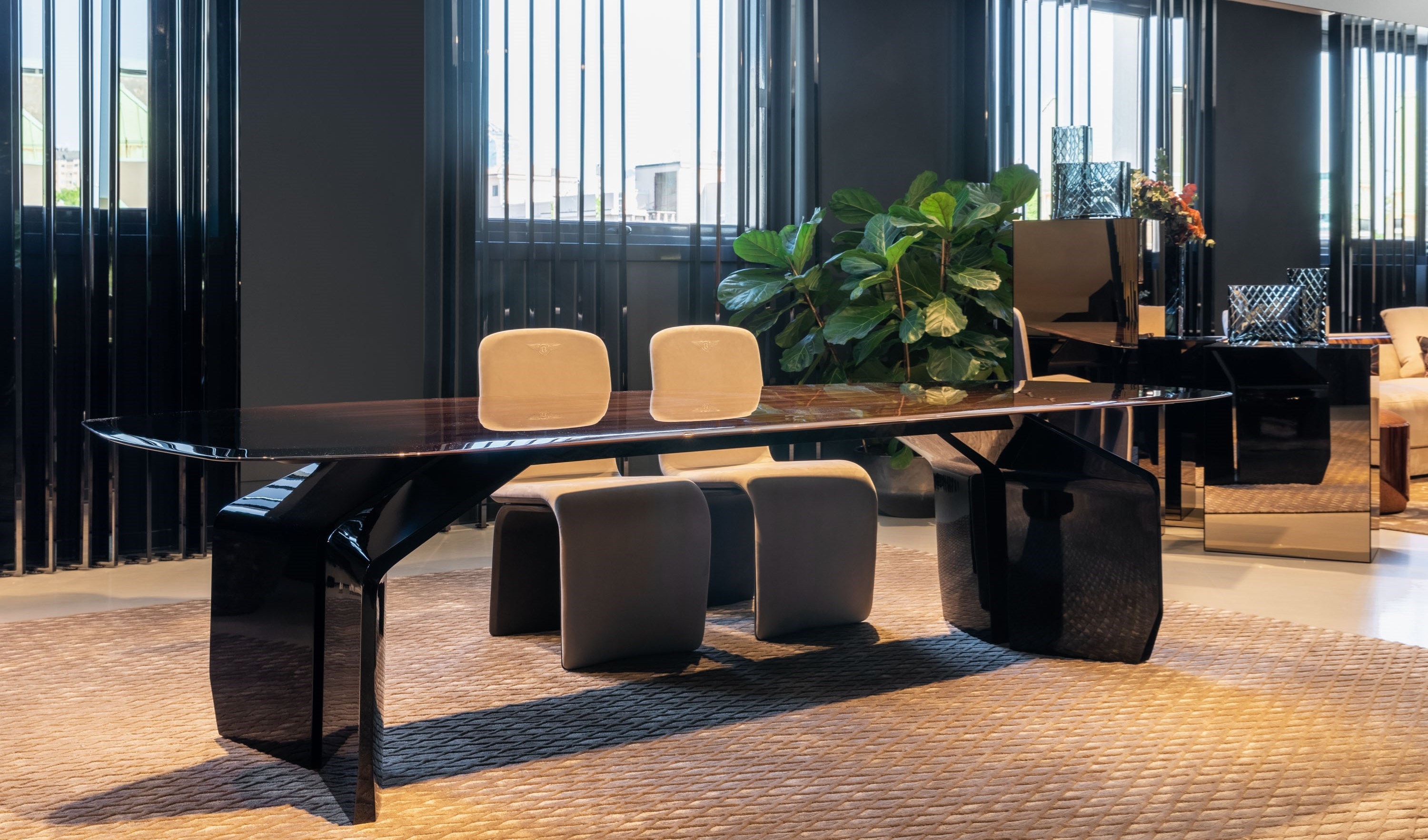 BENTLEY HOME PRESENTA SU NUEVA COLECCIÓN EN LA SEMANA DEL DISEÑO DE MILÁN 2023