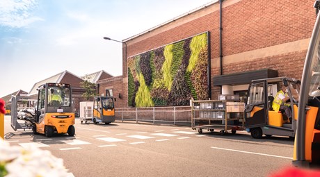 BENTLEY INSTALLS LIVING GREEN WALL AT THE HEART OF ITS OPERATIONS IN CREWE&nbsp;