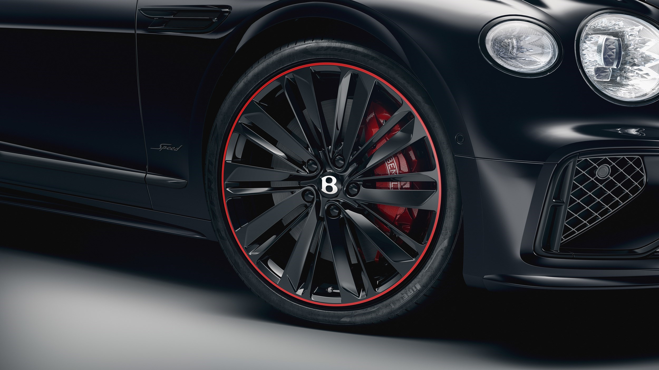 Colour , Noir Colour , Rouge Image type , Détail Angle , Roue General , Bentley Mulliner Current Models , Flying Spur , Flying Spur 