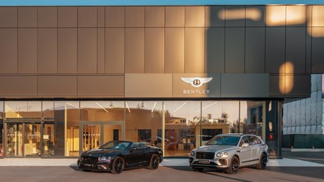 BENTLEY INAUGURATES A NEW HOME IN THE ITALIAN CAPITAL OF ELEGANCE, TECHNOLOGY AND INNOVATION