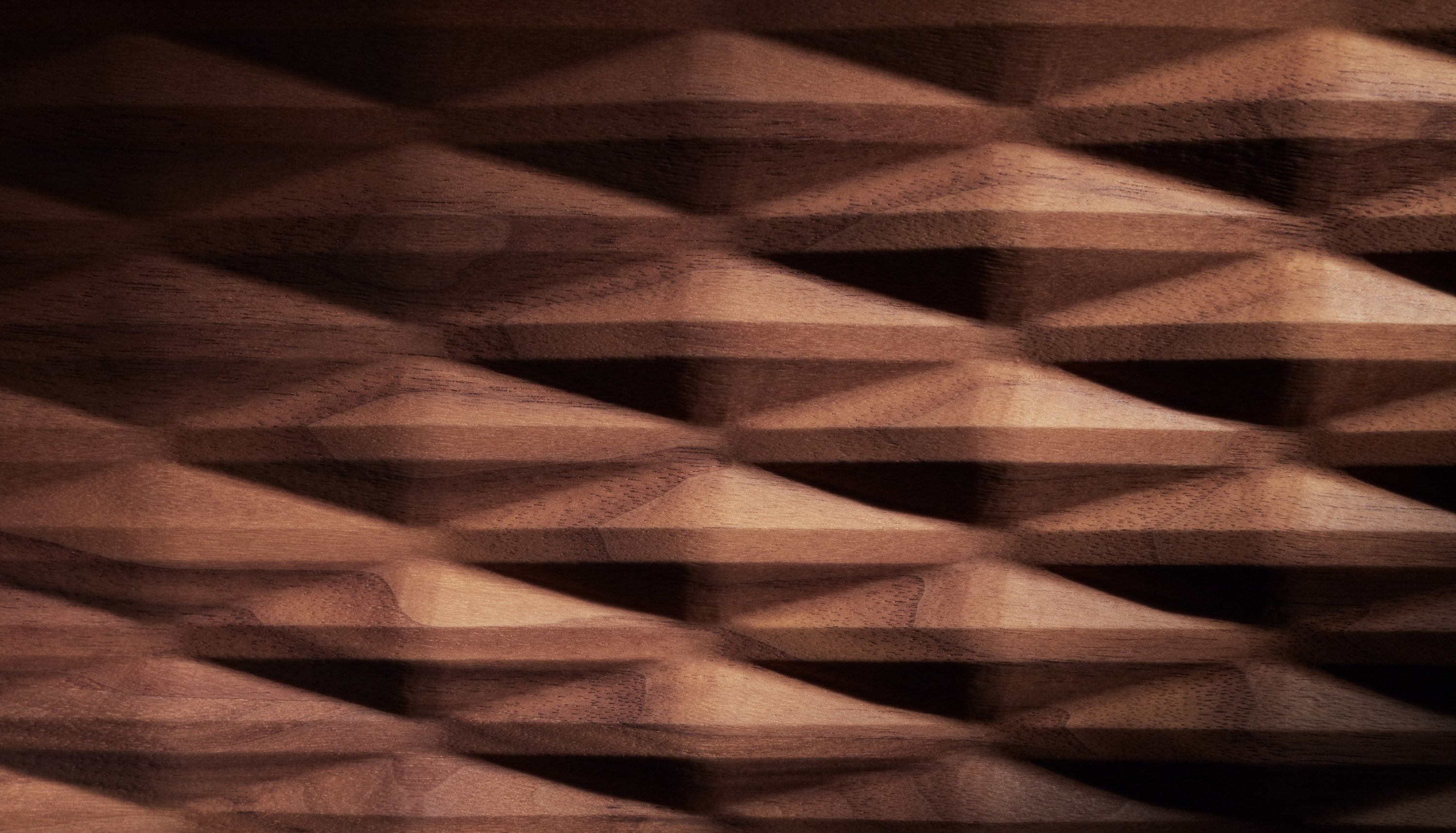 WORLD-FIRST THREE-DIMENSIONAL WOOD PANELS IN ALL-NEW BENTLEY FLYING SPUR