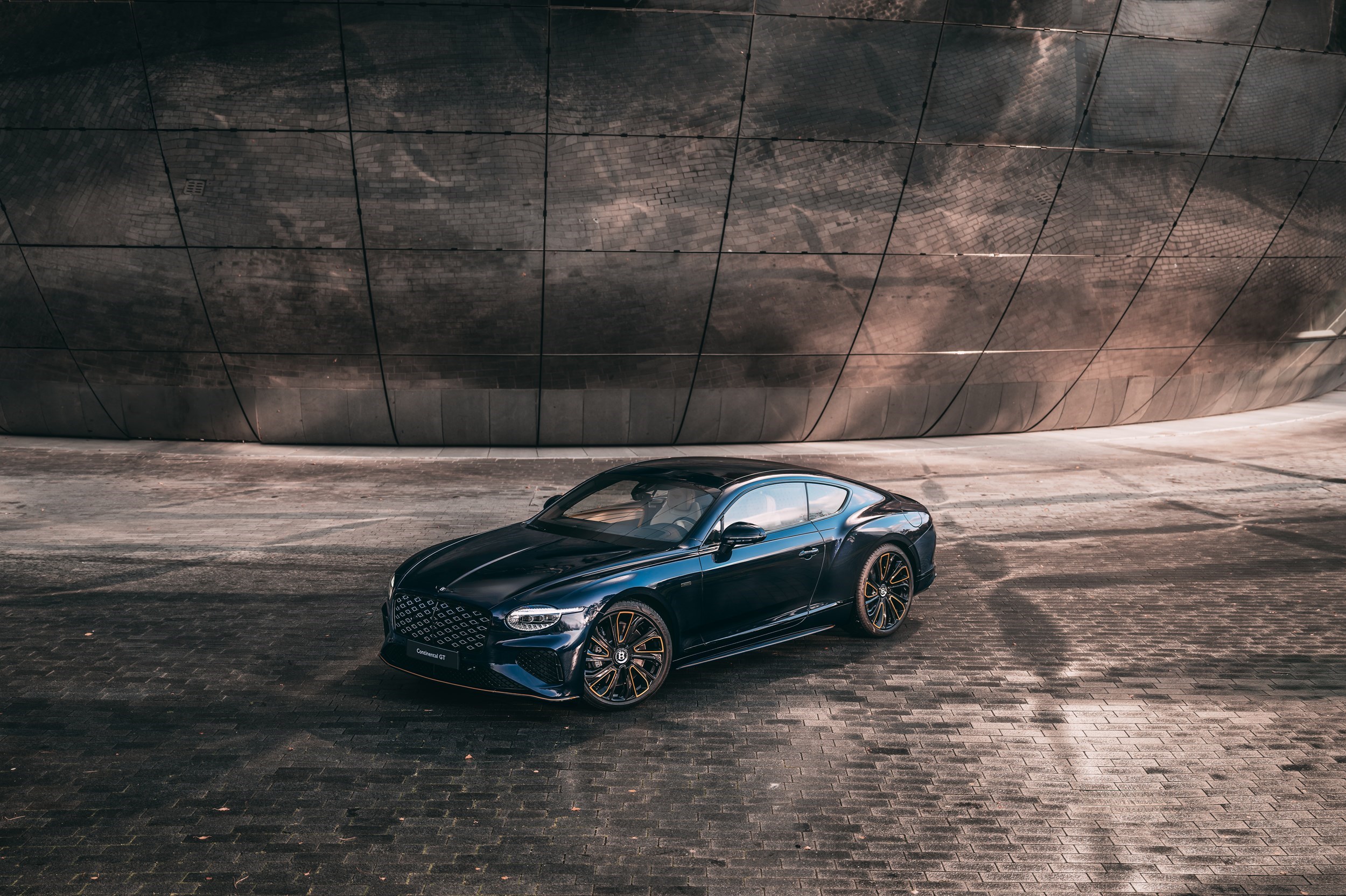 Colour , Blau Image type , Stehend Angle , Front 3/4 General , Bentley Mulliner Current Models , New Continental GT  , New Continental GT 